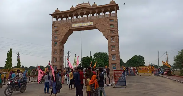 Why Renting a Bike from Jaipur is the Best Way to Visit Khatu Shyam Ji