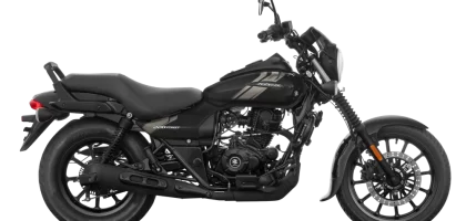 Avenger 220cc bike on rent in jaipur
