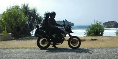 Bike on Rent in Jaipur Near Sindhi Camp
