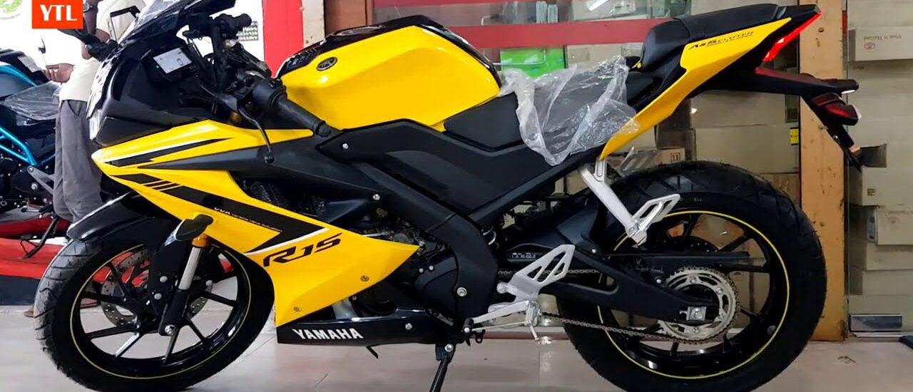 R15 Bike Rent in Jaipur for Easy City Exploration