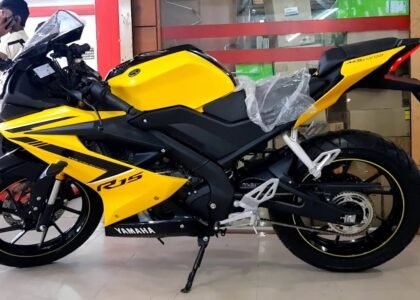 R15 Bike Rent in Jaipur for Easy City Exploration