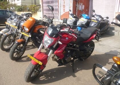 Discover Jaipur with More Freedom Through Convenient Bike and Scooty Rentals