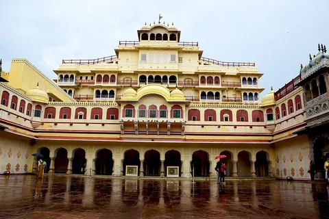 City Palace, Jaipur – Explore the Grand Royal Heritage of the Pink City