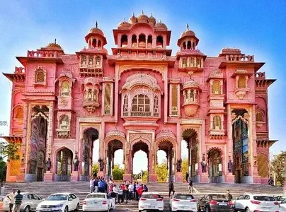 Patrika Gate, Jaipur – Explore the Colourful Gateway of the Pink City